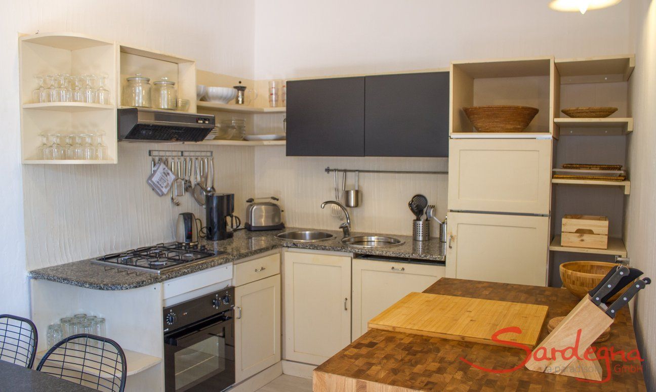 Casa 1 | Mit Spülmaschine, großem Kühlschrank und Backofen gut ausgestattete Küche Casa 1 - Sant'Elmo
