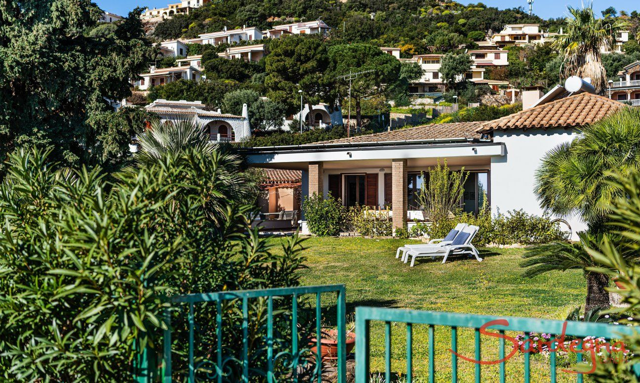 Villa Palme | Garteneingang mit Fussgängertor New Picture