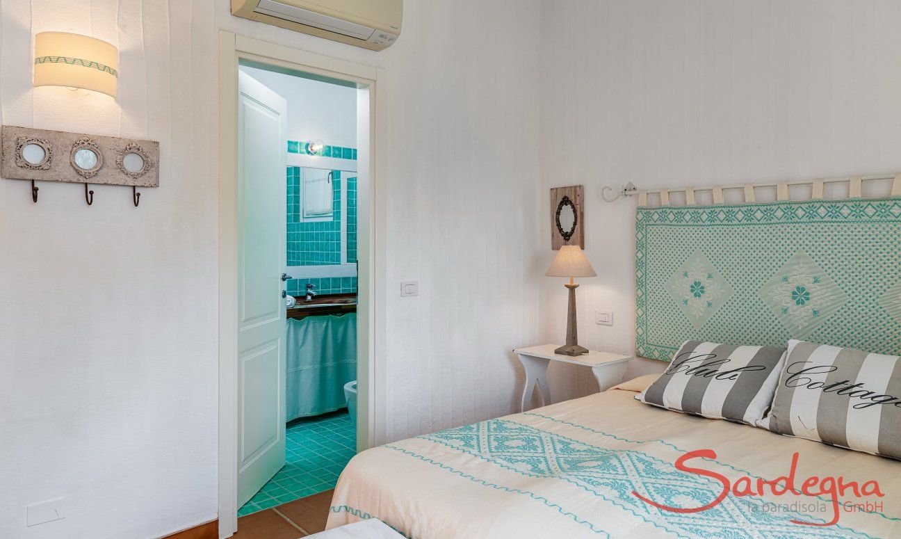 Li Conchi 44 | Elternschlafzimmer mit farblich abgestimmten Ensuitebad New Picture 2025