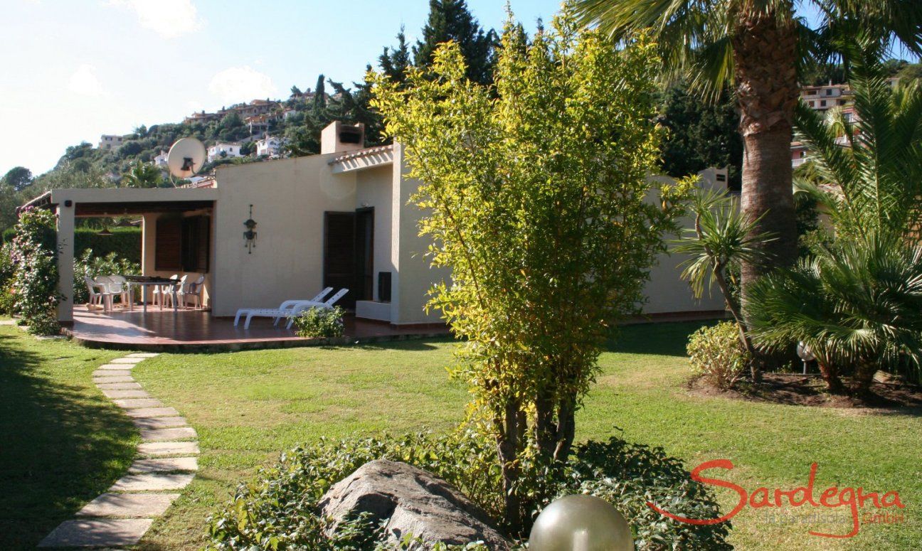 Villa Giangaleazzo | Haus mit großem Garten und Terrasse Haus mit großem Garten und Terrasse