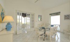 Villa Bella | Essbereich innen mit Terrassenzugang Essbereich innen mit Terrassenzugang