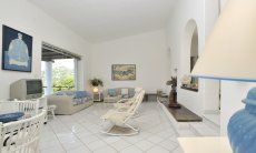 Villa Bella | Wohnbereich mit Terrassenzugang Großes helles Wohnzimmer mit Terrassenzugang Villa Bella