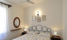 Villa Lentischio | Schlafzimmer 2 mit Doppelbett Schlafzimmer