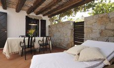 Casa 1 | Überdachter Essbereich auf der Terrasse Terrasse