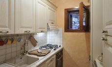 Apartment Country Club 1 | Weiße, helle Küche Weiße, helle Küche