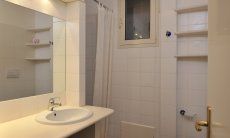 Casa Graziella | Badezimmer 1 mit Dusche Badezimmer 1 mit Dusche