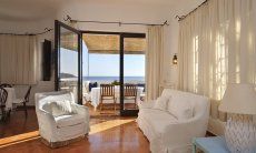 Villa Su Faru 1 | Wohnzimmer 1. Stock mit Meerblick Wohnzimmer 1. Stock mit Meerblick