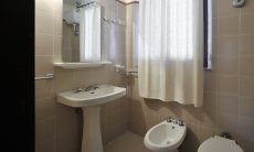 Casa Su Faru 5 | Bad 2 mit Dusche und Bidet Bad 2 mit Dusche und Bidet