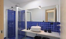 Apartment Cala Liberotto II | Badezimmer mit Dusche Badezimmer mit Dusche