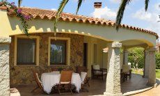 Villa Zoello 10 | Überdachte Terrasse mit Lounge-und Essbereich Überdachte Terrasse mit Lounge-und Essbereich