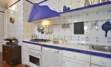 Villa Ulivi 12 | Küche mit Gasherd mit fünf Flammen, Elektrischem Ofen und Spülmaschine Küche