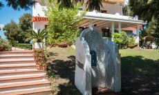 Apartment Orri 3 | Außendusche auf dem Weg zum Strand Außendusche