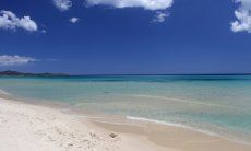 Apartment Orchidea-A | Karibartiger Strand vor dem Haus 2014 Hook Strand Costa Rei;