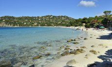 Strand in der Nähe des Hauses