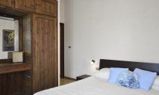 Villa delle Stelle | Schlafzimmer 3 mit Doppelbett und Stauraum Schlafzimmer 3 mit Doppelbett und Stauraum