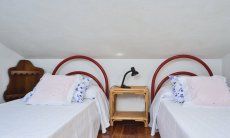Villa Maria Lina | Mansarde mit zwei Einzelbetten Mansarde mit zwei Einzelbetten