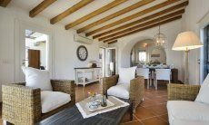 Li Conchi 9 | Wohn-und Essbereich mit gemütlicher Sofaecke Wohn- und Essbereich des Ferienhauses Li Conchi 9, Cala Sinzias