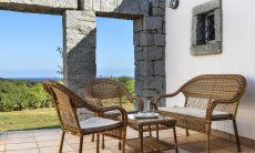 Li Conchi 38 | Terrasse mit kleinem Außensofa und Meerblick Terrasse mit Meerblick