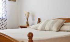 Villa Le Ginestre 1 | Schlafzimmer 2 oben mit Doppelbett Schlafzimmer 2 oben mit Doppelbett