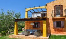 Apartment Orchidea-B | Überdachte Terrasse mit Sitzmöblen Villa Orchidea B und C