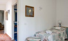 Li Conchi 4 | Schlafzimmer 2 mit zwei Einzelbetten Schlafzimme, Flur und Badeingang