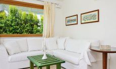 Villa del Campo | Sofa-Ecke mit direktem Tageslicht Sofa-Ecke mit direktem Tageslicht