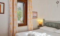 Villa Elisa | Schlafzimmer 2 mit Doppelbett Schlafzimmer 2 mit Doppelbett