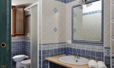 Apartment Castededdu 9 | Badezimmer mit Dusche und Bidet Badezimmer mit Dusche und Bidet