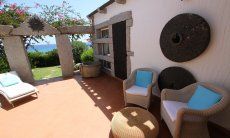 Terrasse mit Aussenmöbeln, Casa 8, Sant Elmo