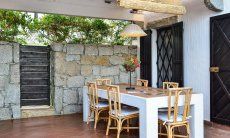 Casa 8 | Gemütlicher, überdachter Essbereich auf der Terrasse Essplatz Terrasse