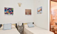 Villa Nicola | Schlafzimmer 3 mit zwei Einzelbetten Schlafzimmer 3 mit zwei Einzelbetten