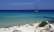 Traumstrand mit türkisfarbenem Meer der Costa Rei 