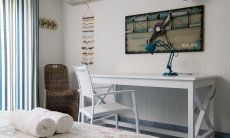 Li Conchi 44 | Schreibtisch für diejenigen, die Urlaub mit Homeoffice verbinden 2018 New Picture