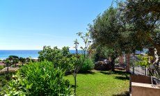 Apartment Castededdu 6 | Grüner Garten und Blick auf das Meer der Costa Rei Grüner Garten und Blick auf das Meer der Costa Rei