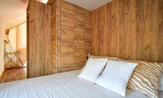 Zelt-Lodge Orri | Modernes Schlafzimmer mit Doppelbett Modernes Schlafzimmer mit Doppelbett