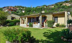 Villa Alessia | Haus mit Garten rundherum Villa Alessia