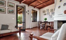 Villa Alessia | Wohnzimmer mit Essbereich und Terrassenzugang Wohnzimmer mit Essbereich und Terrassenzugang