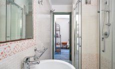 Apartment Castededdu 4 | Badezimmer mit Dusche und Bidet Badezimmer mit Dusche und Bidet