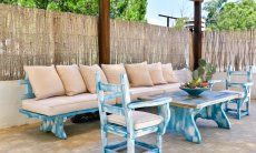 Villa Liliana | Gemütliche, sardische Sitzgruppe im Freien Gemütliche, sardische Sitzgruppe