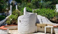 Villa Liliana | Blickdichte, gemauerte Aussendusche Blickdichte, gemauerte Aussendusche