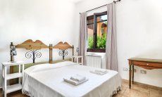 Villa Pino | Schlafzimmer 2 mit Doppelbett Schlafzimmer 2