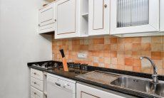 Villa Pino | Küche mit Gasherd und Spülmaschine Küche