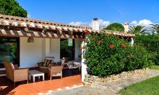 Villa Bua | Terrasse mit Loungebereich Terrasse mit Loungebereich