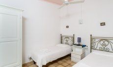 Casa Meloni 2 | Schlafzimmer 2 mit zwei Einzelbetten Schlafzimmer mit 2 Einzelbetten Meloni 2 in Sant Elmo