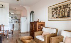Apartment Castededdu 2 | Wohnbereich mit Blick zur Küche Wohnbereich mit Blick zur Küche