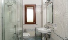 Apartment Castededdu 2 | Badezimmer 2 mit Dusche und Bidet Badezimmer 2 mit Dusche und Bidet