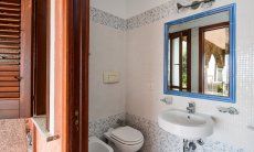 Apartment Castededdu 2 | Badezimmer 1 mit Dusche und Bidet Badezimmer 1 mit Dusche und Bidet