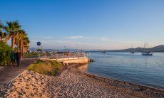 Sandstrand direkt in Golfo Aranci