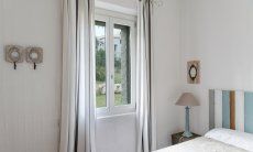 Li Conchi 30 | Fenster vom Schlafzimmer 2 mit 2 Einzelbetten Hausdarstellung von Li Conchi 30
