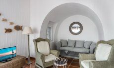 Li Conchi 30 | Sofaecke unter dem Wandbogen Hausdarstellung von Li Conchi 30